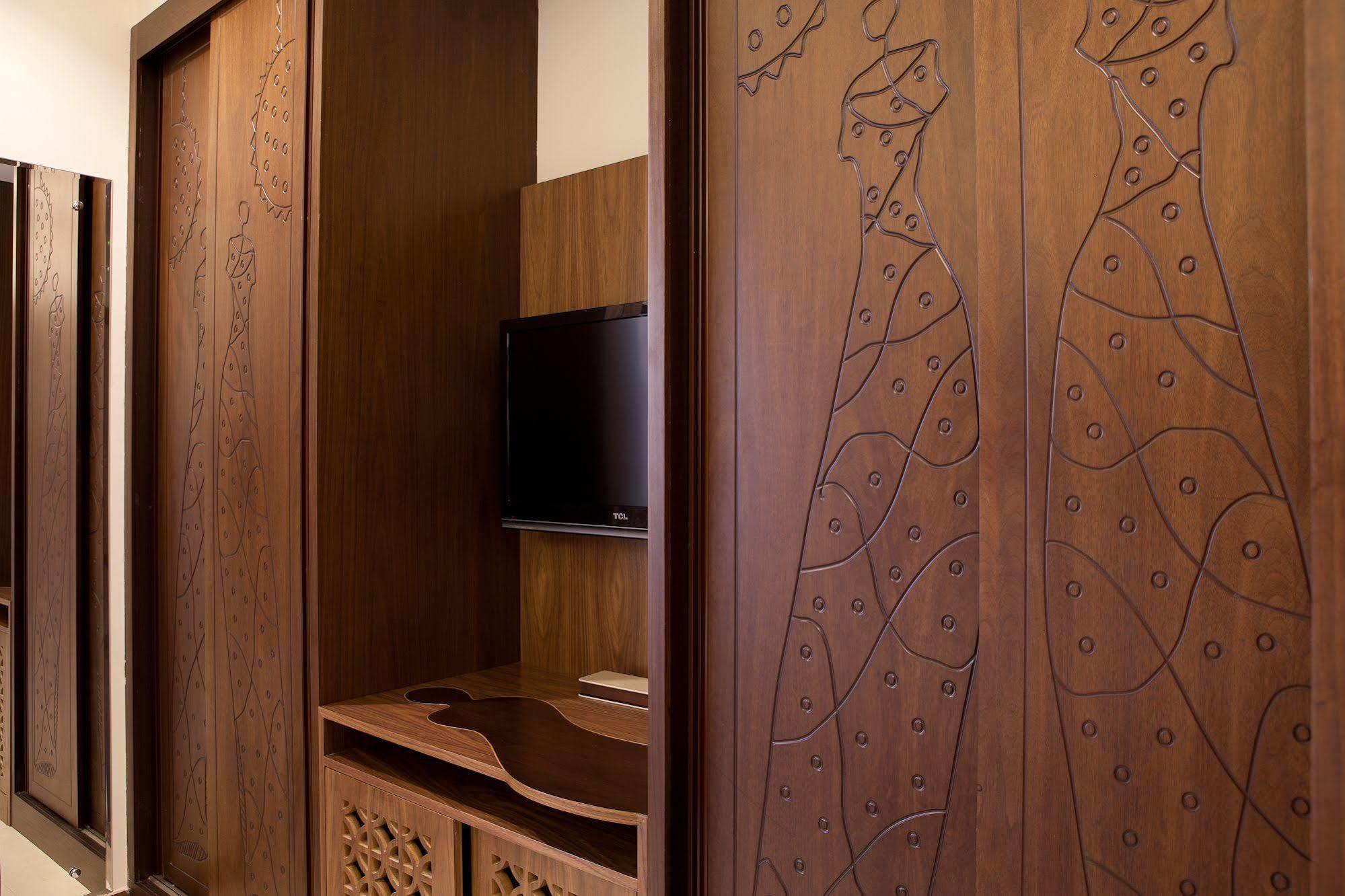 Noon Hotel Apartments Dubai Dış mekan fotoğraf